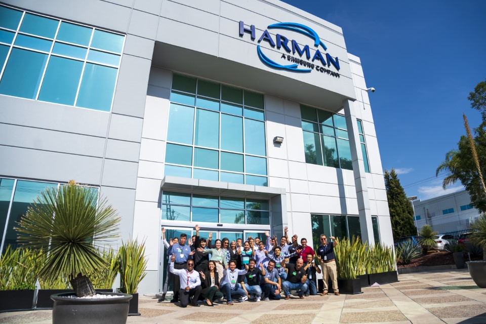 外HARMAN工厂HARMAN团队显示前楼